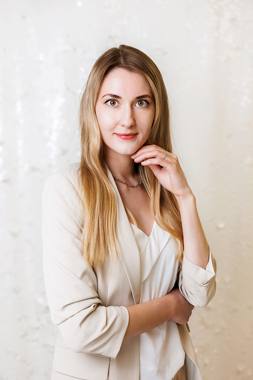 headshot of Elizaveta (Liza) Eldysheva, MA, Practicum Student at Couples Reconnect